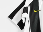2004-05   Juventus Retro Jersey Home - 图片 7
