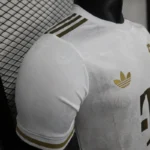 Adidas Men's FC Bayern Munich 125th Anniversary Shirt 25-26 - 图片 6