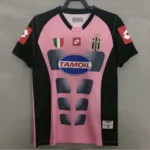 2002-03  Juventus Retro Jersey Goalkeeper Pink - 图片 3